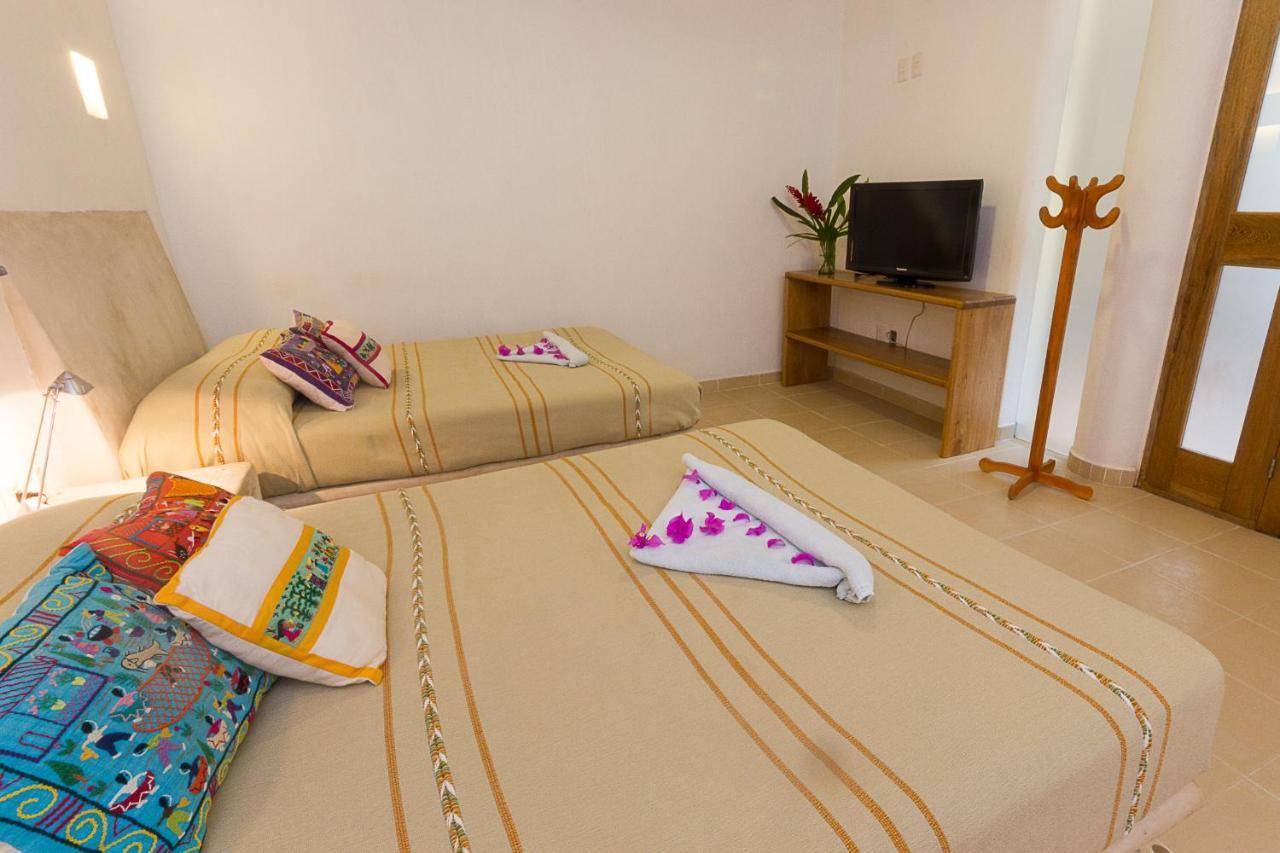 Hotel Naomi 2*